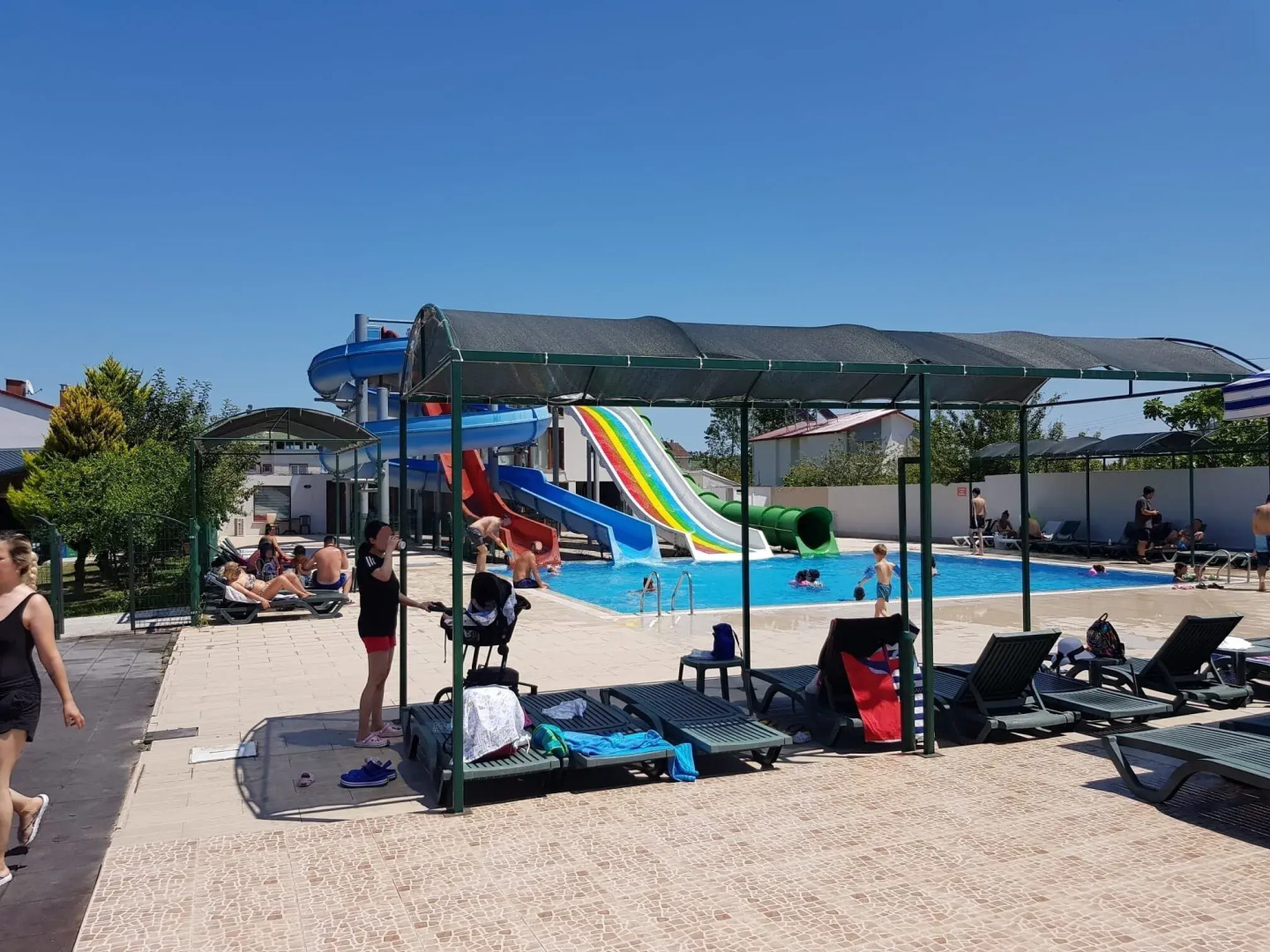 Sinopsis Resort Otel