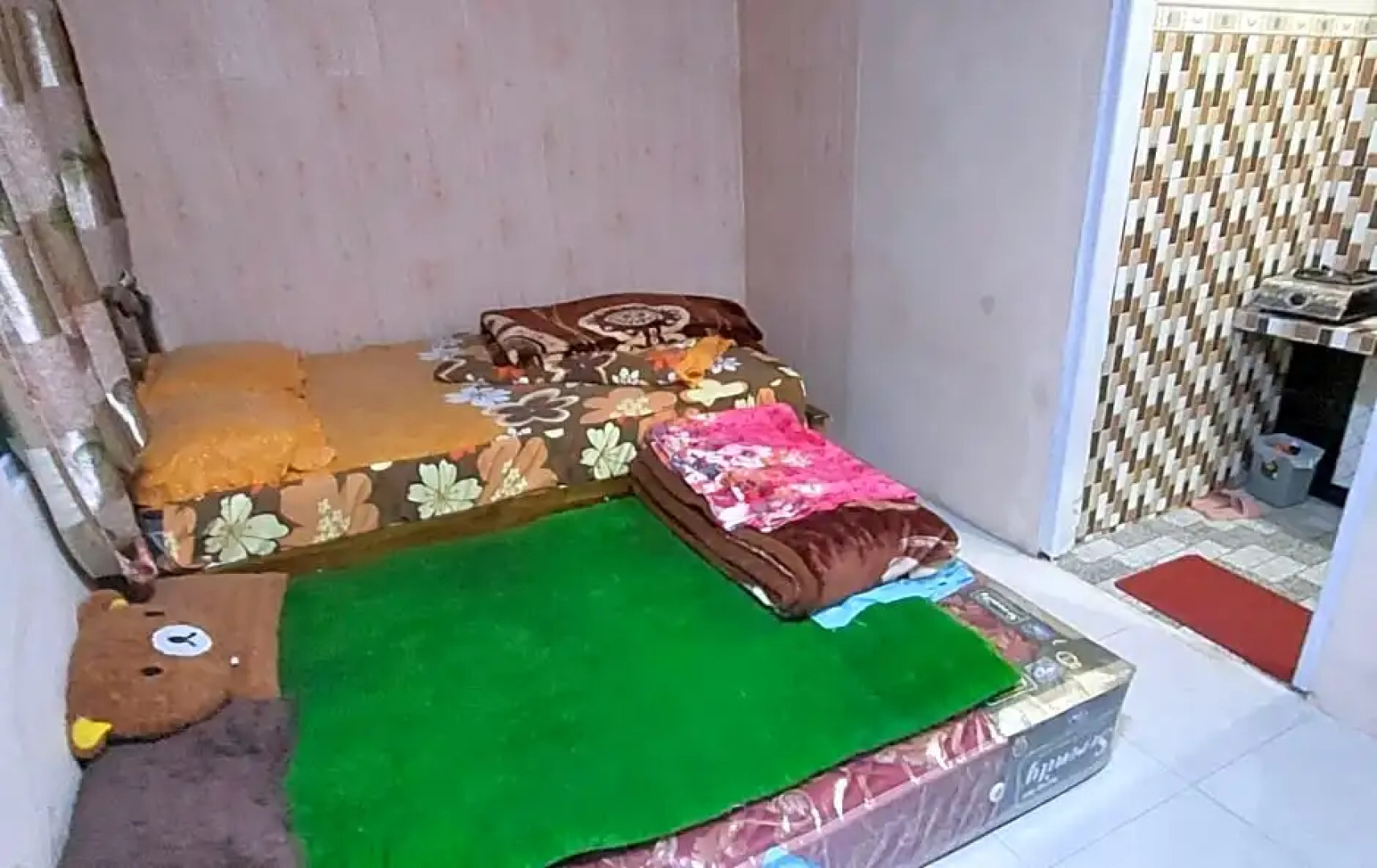 Almira 2 Homestay Syariah by Luxury Degree