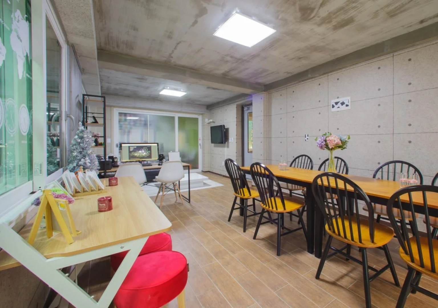 KW Hongdae Line Hostel