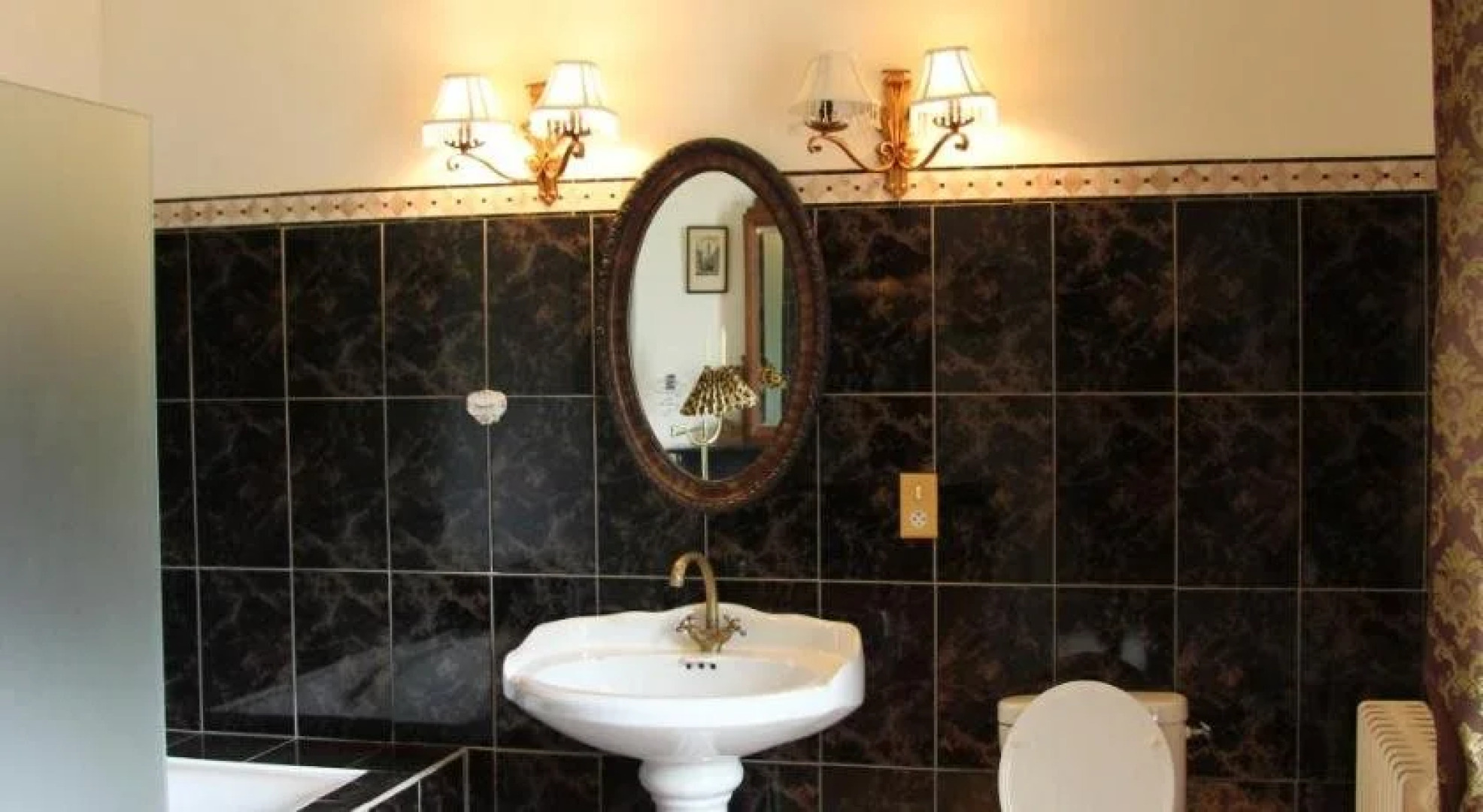 Chateau De La Fontenelle