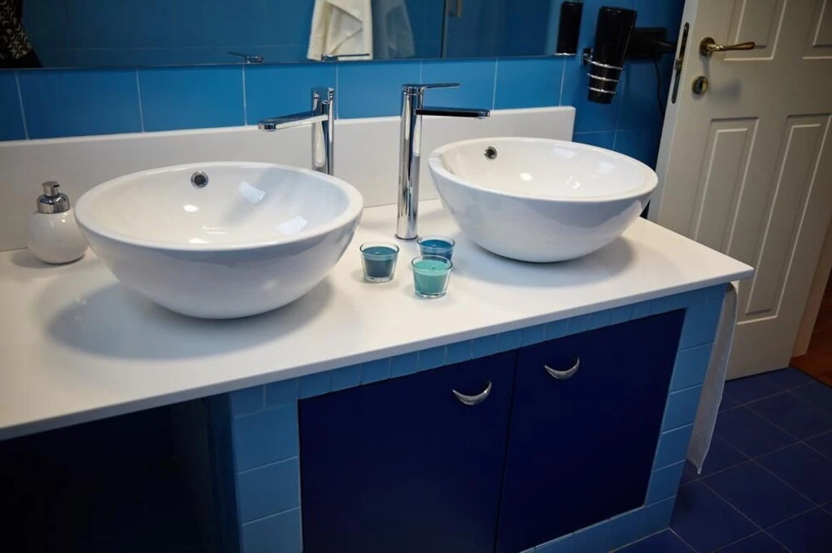 B B D Aprile Camera Primula