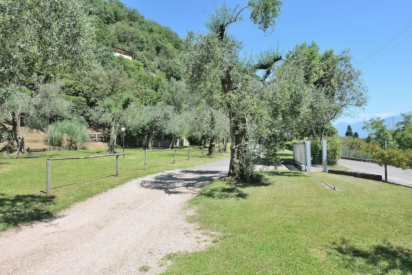Apartment La Fiore 1 With Pool