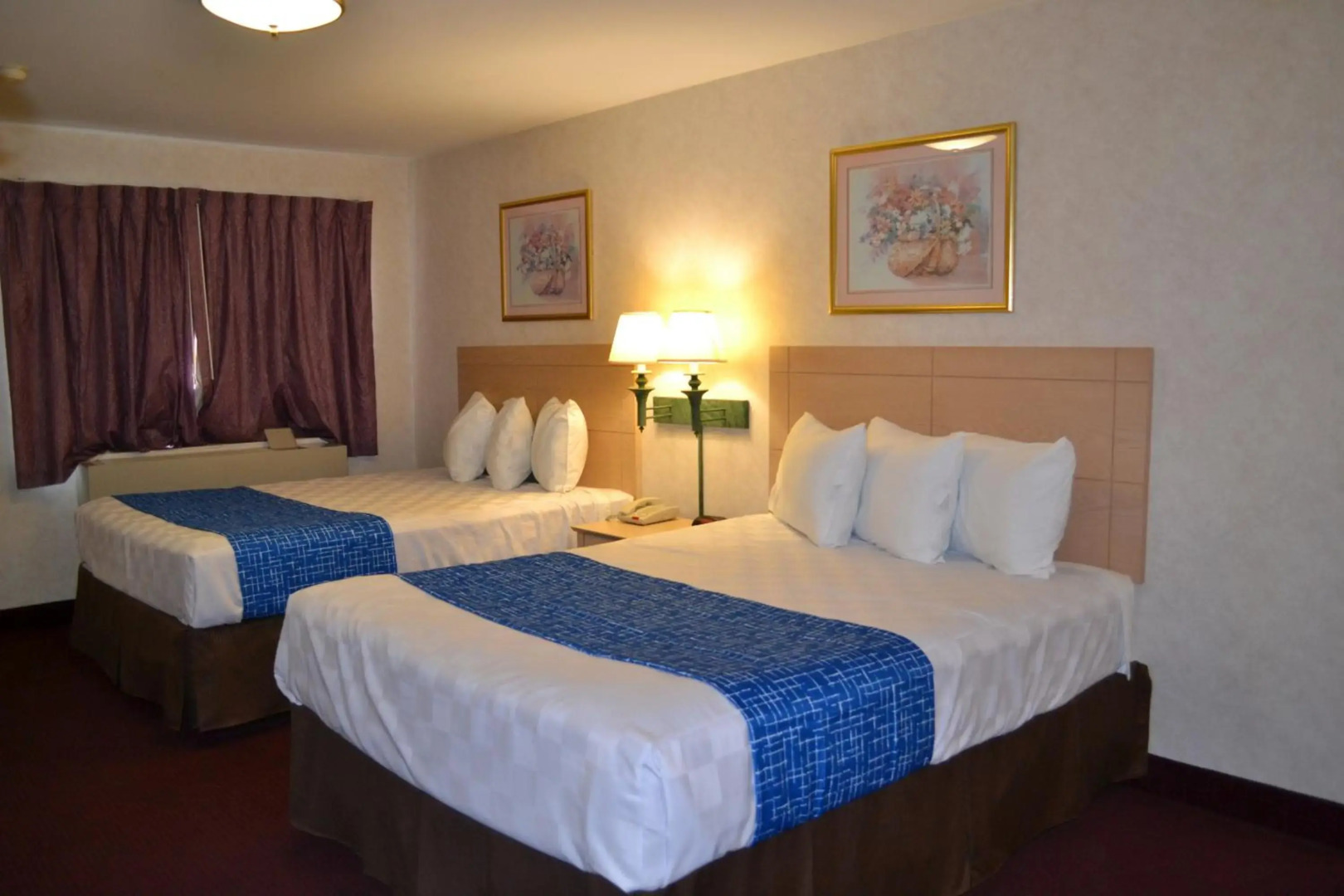 Travelodge by Wyndham Niagara Falls