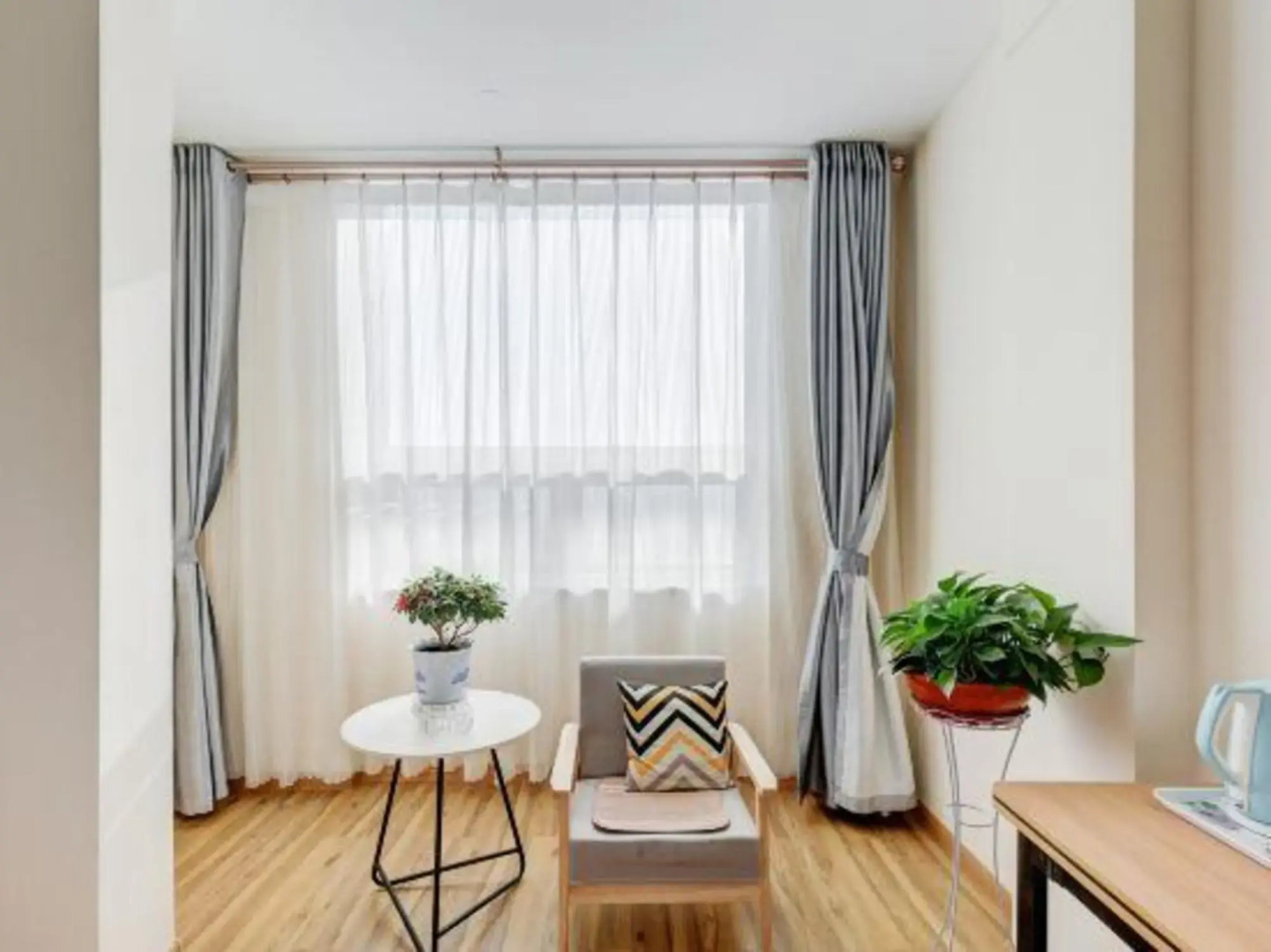 Boxing Huayi Chain Hotel (Bobai Shopping Plaza)