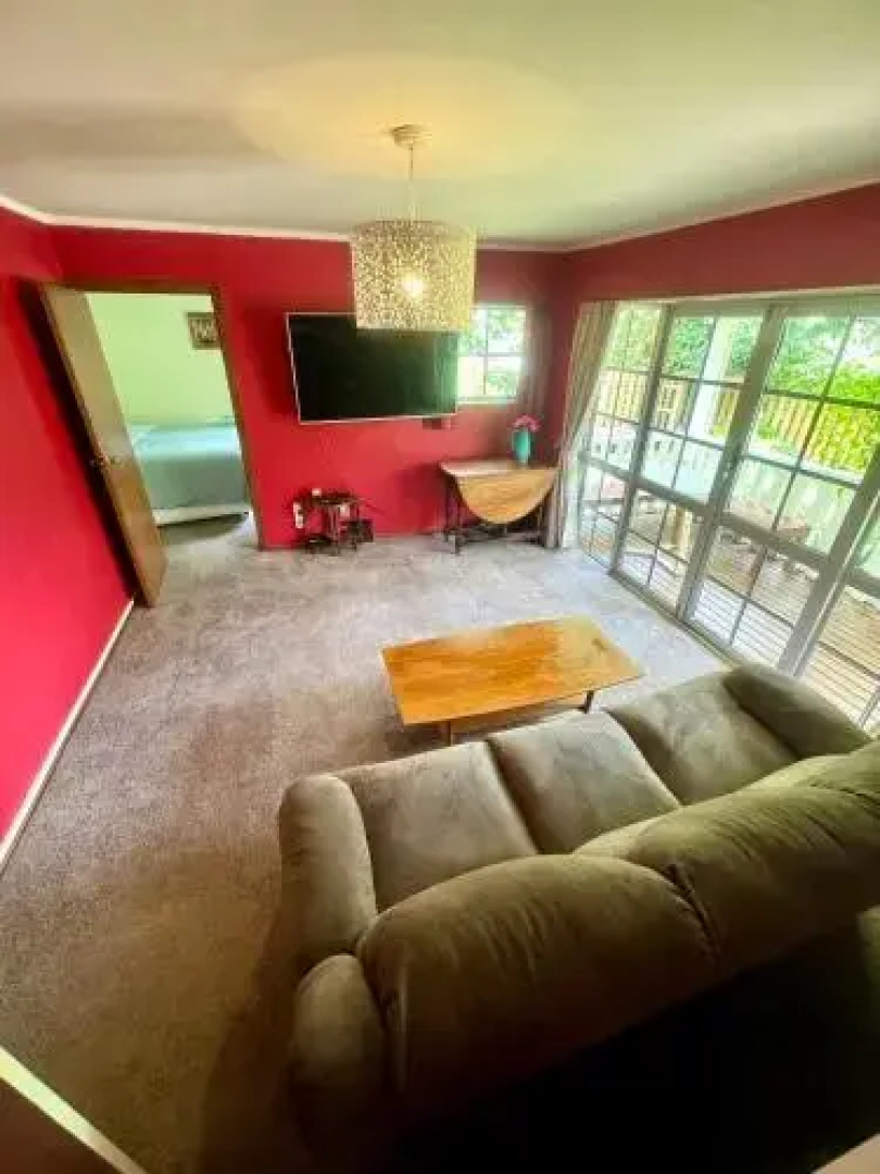 Horse Shoe Manor
