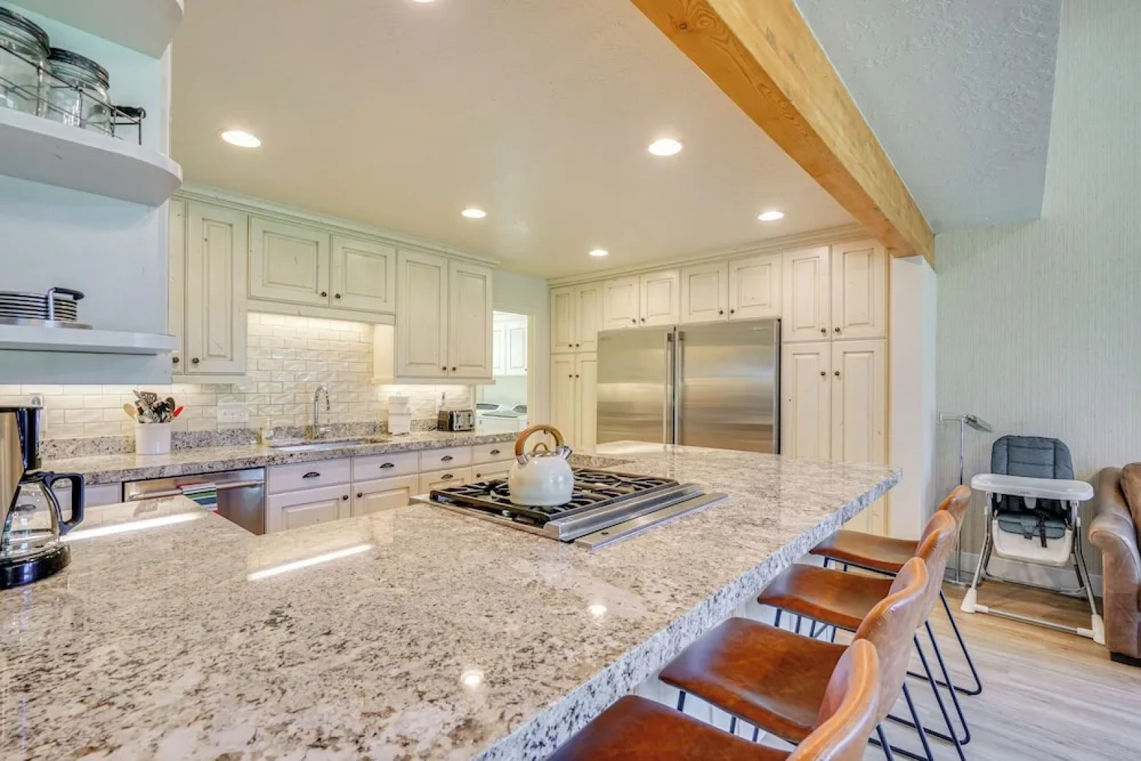 Superb Park City Escape w/ Deck, Walk to Ski Lift!