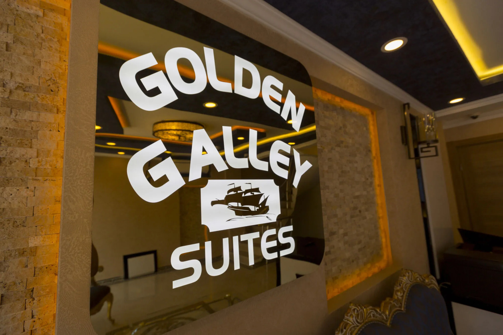 Harbour Suites Old City