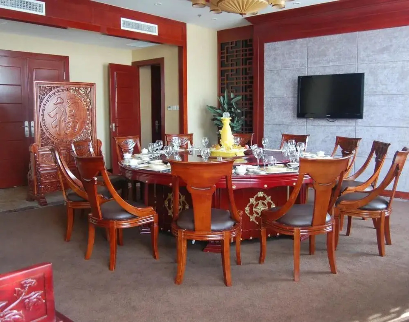 Inner Mongolia Huachen Hotel - Hohhot