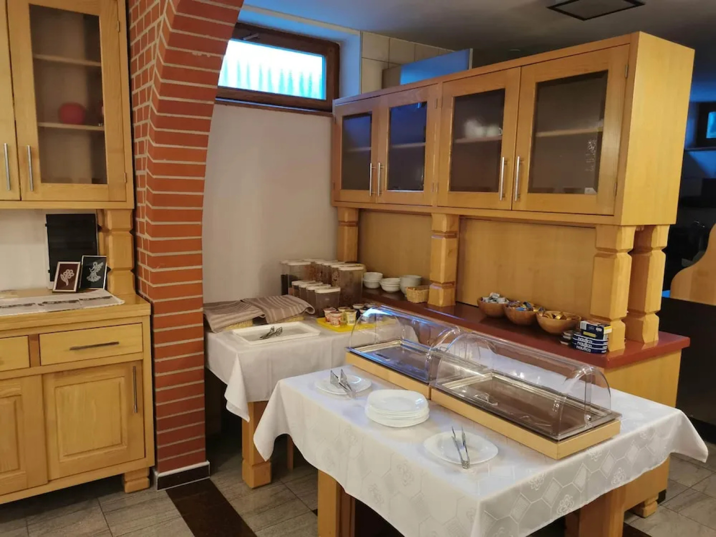 Rooms and Apartments Panker