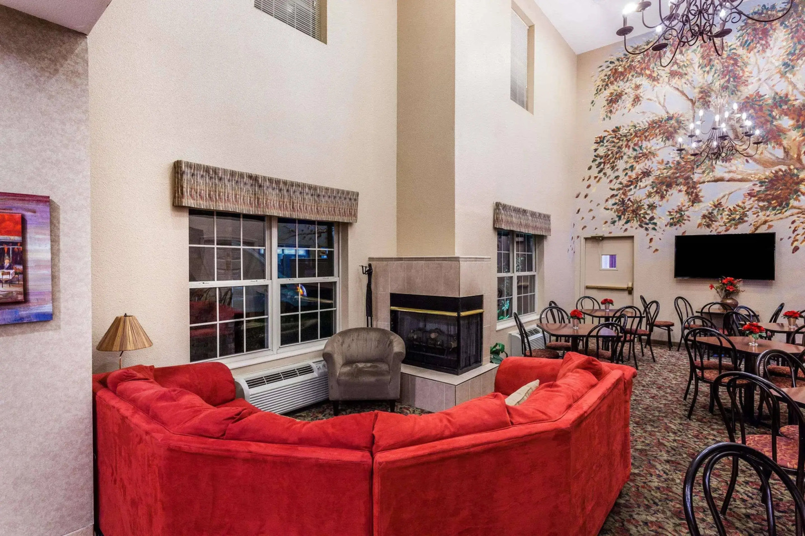 Ramada by Wyndham Sellersburg/Louisville North