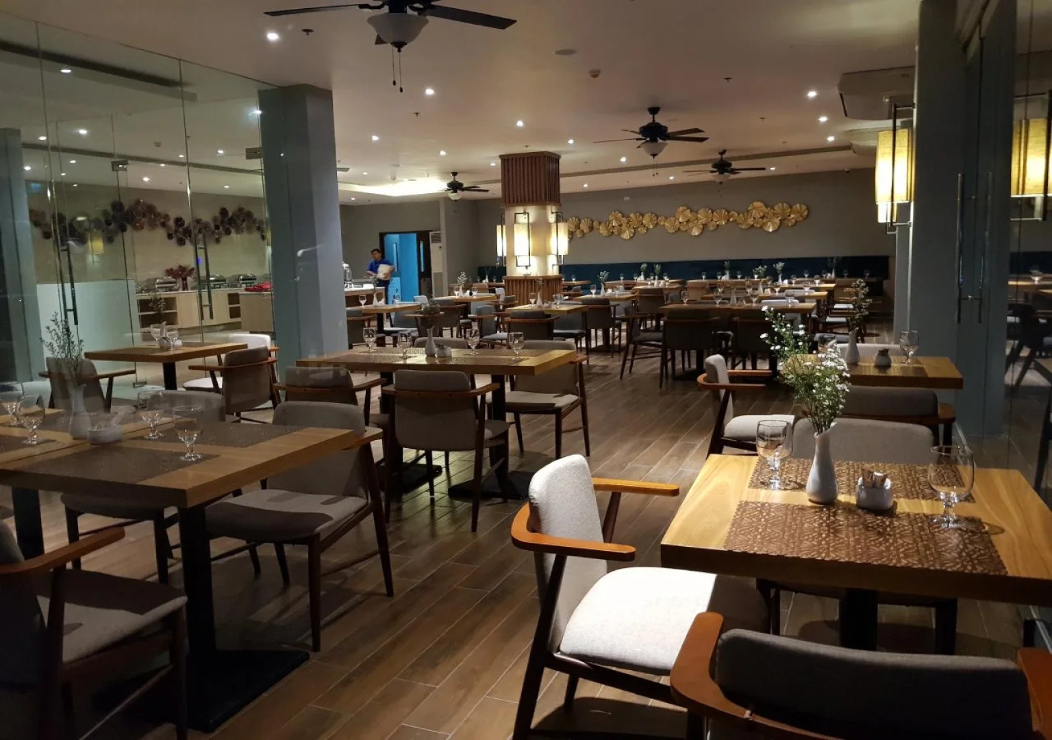 Blue Lotus Hotel Davao