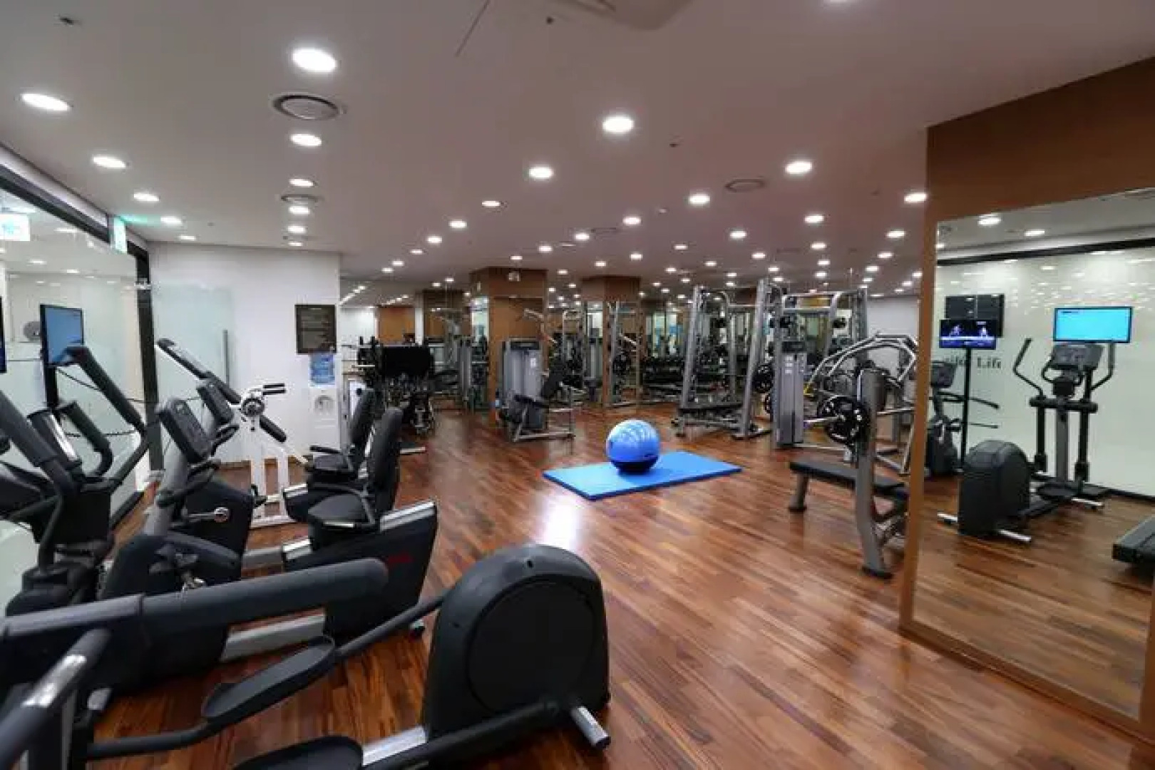 New Hotel Tour Blanche