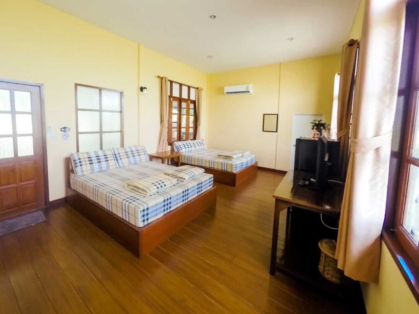 Baan Kasemsuk Resort