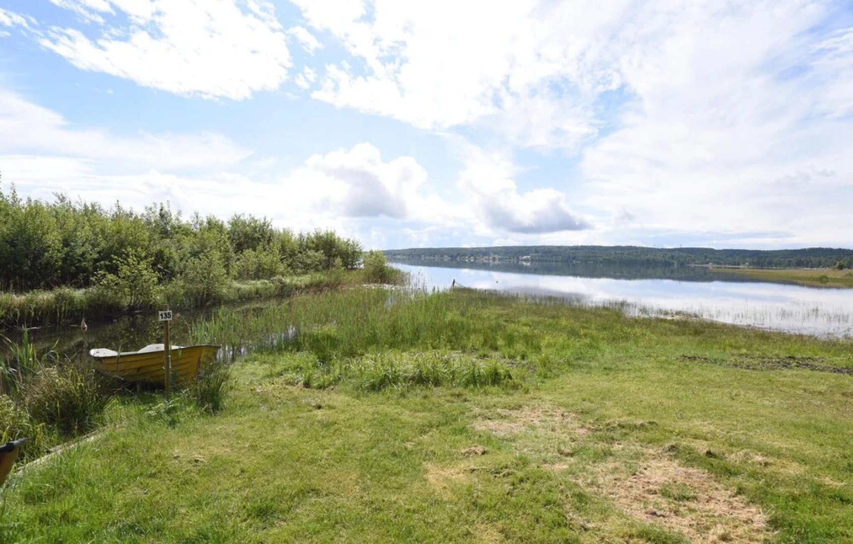 Amazing Home in Hjo With 3 Bedrooms and Wifi