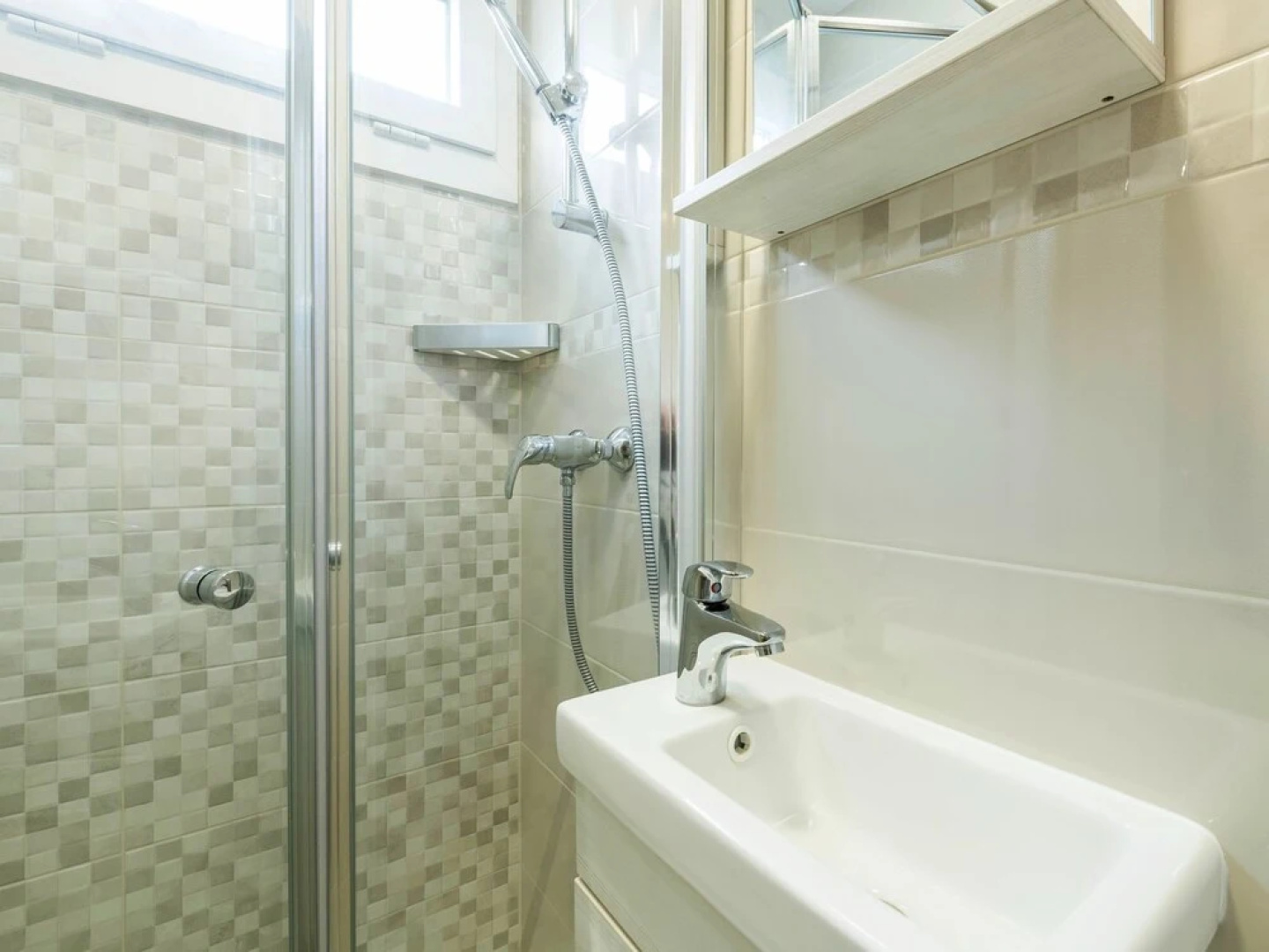 Luxury Premium Banjole