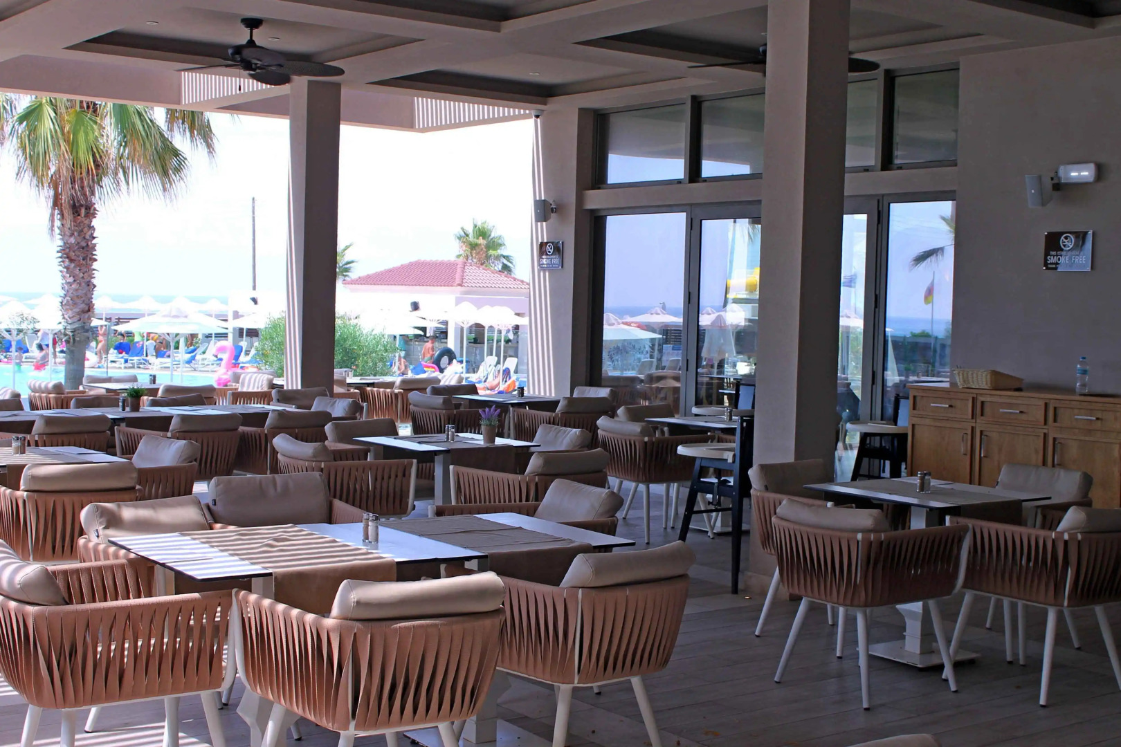 Almуros Beach Resort and Spa