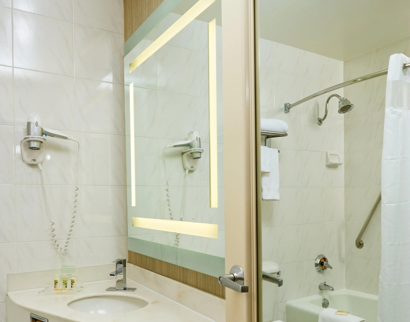 DoubleTree by Hilton Buena Park