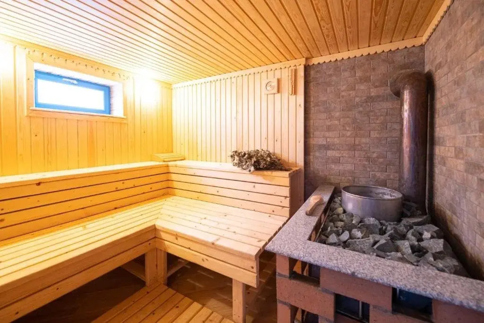 Casa Filip Sarichioi