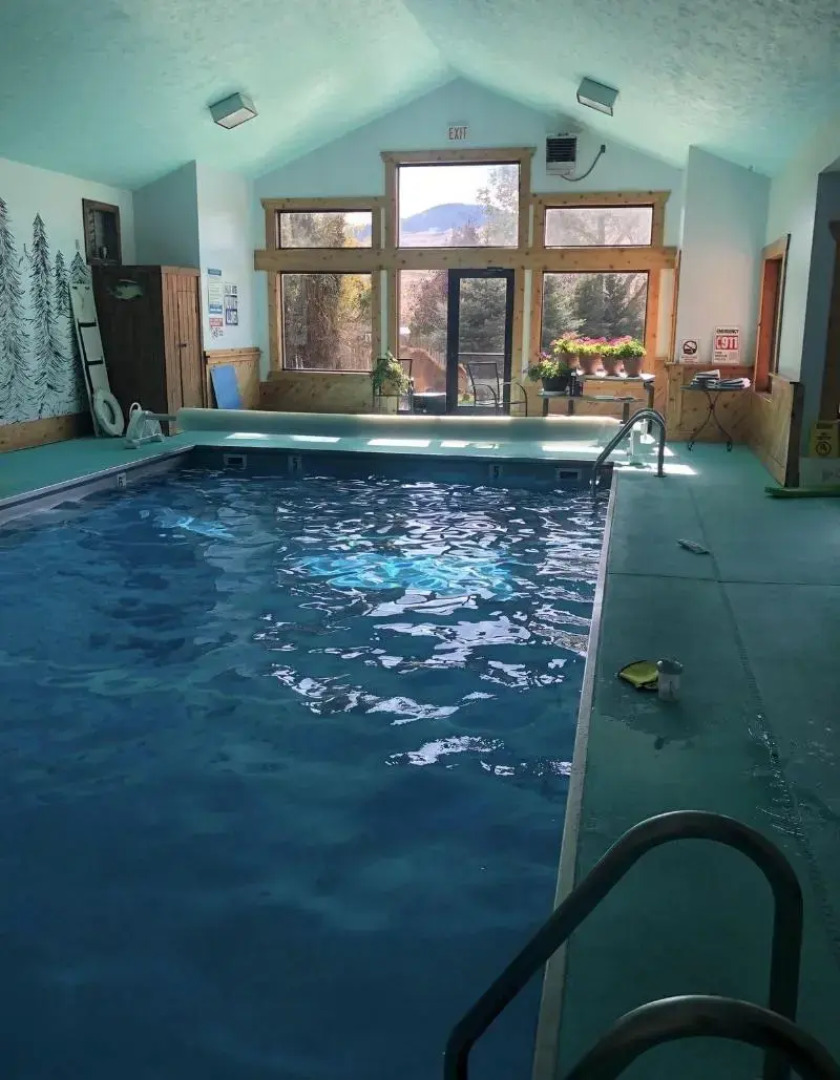 Yellowstone Village Inn and Suites