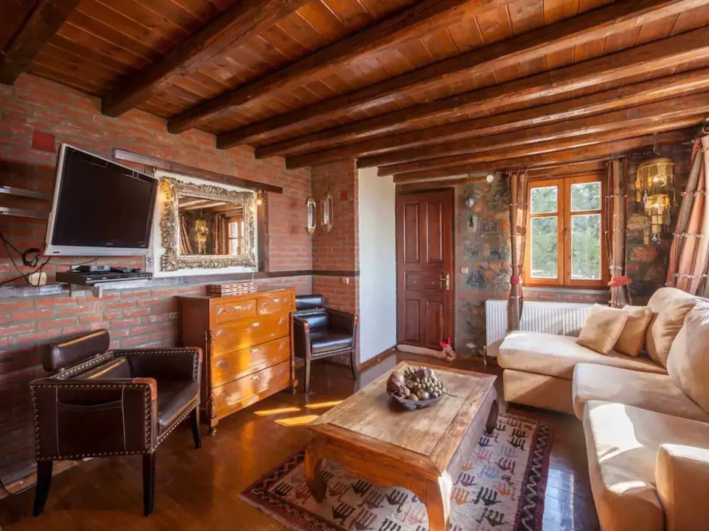 Rustic Holiday Home in Pella With Jacuzzi