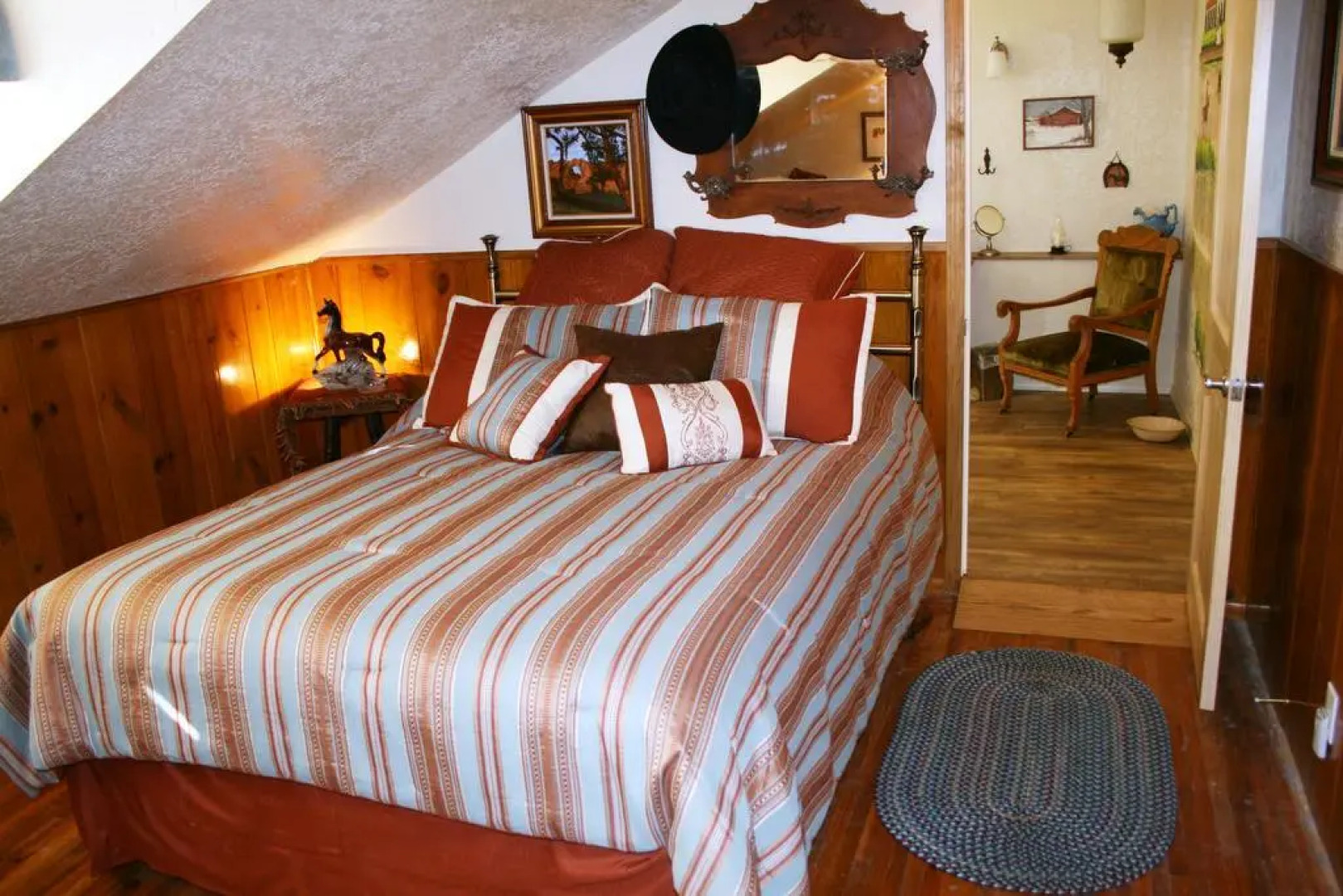 Red Horse Bed and Breakfast