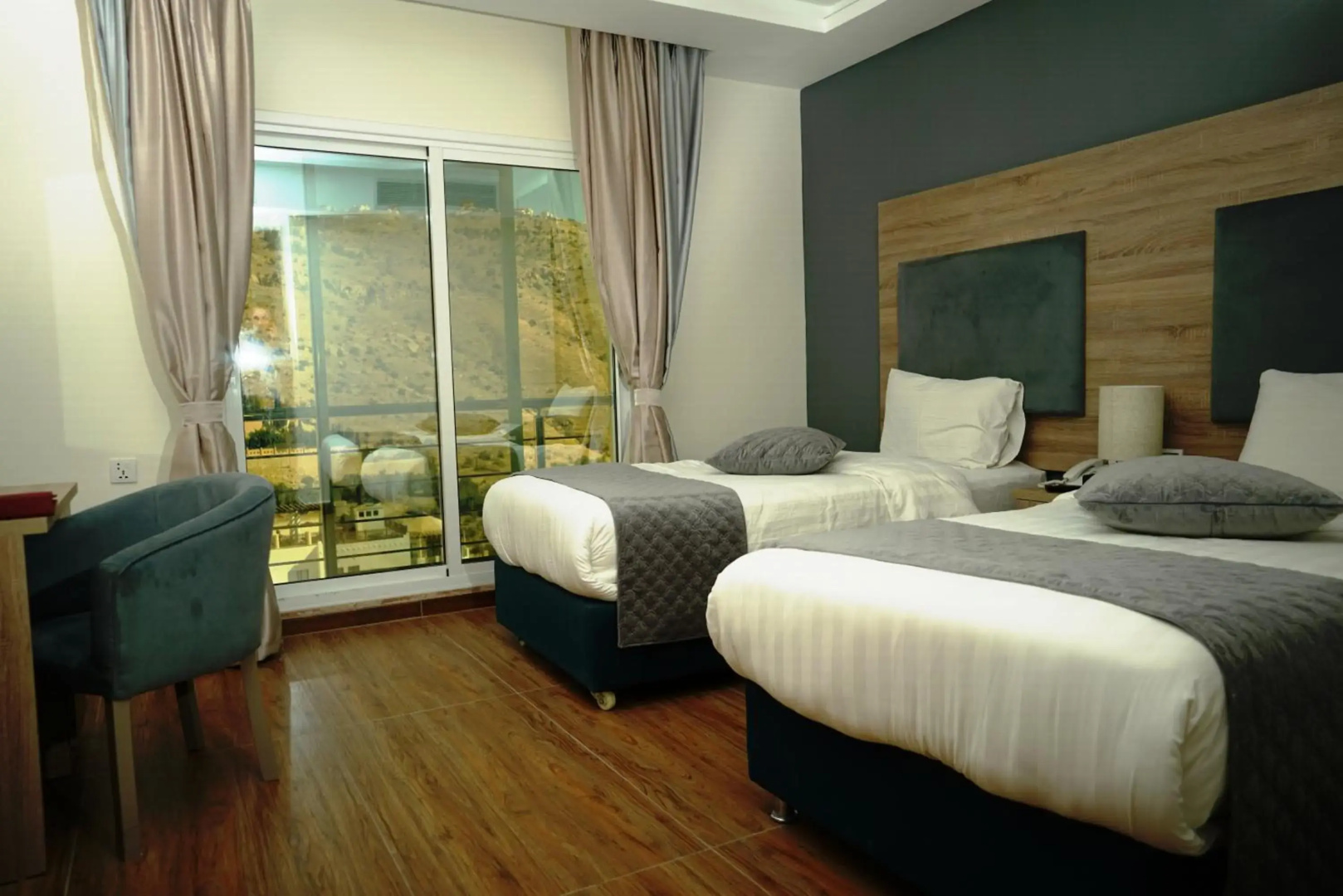 Petra Moon Hotel