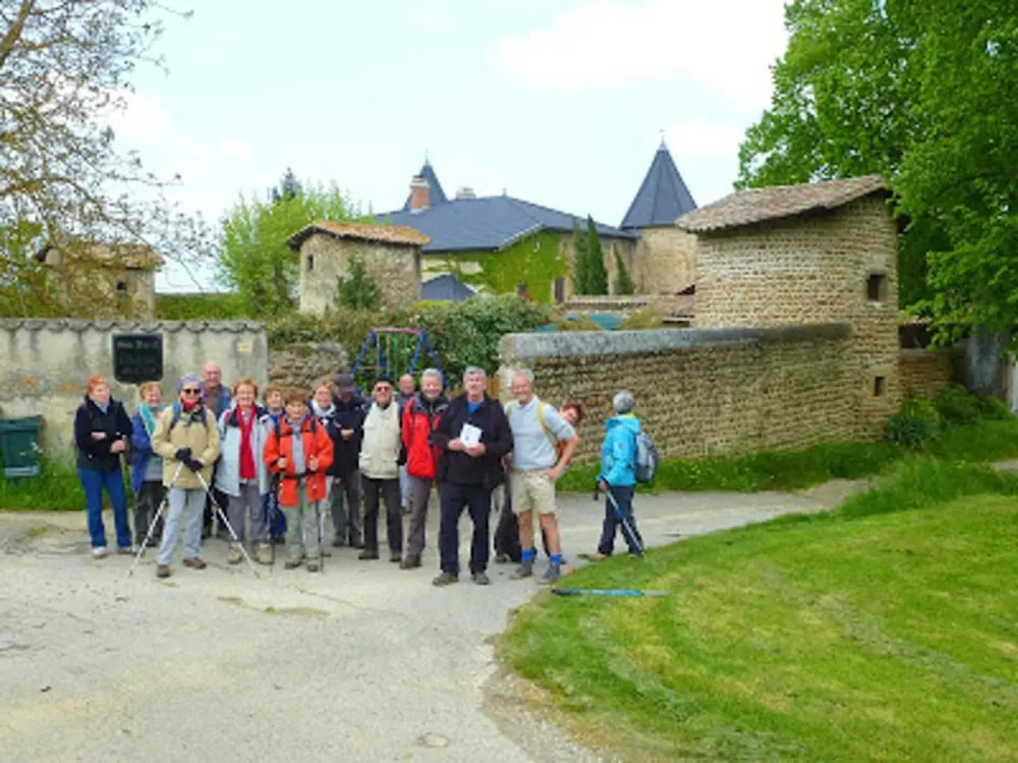 House With 2 Bedrooms in Anneyron, With Enclosed Garden and Wifi