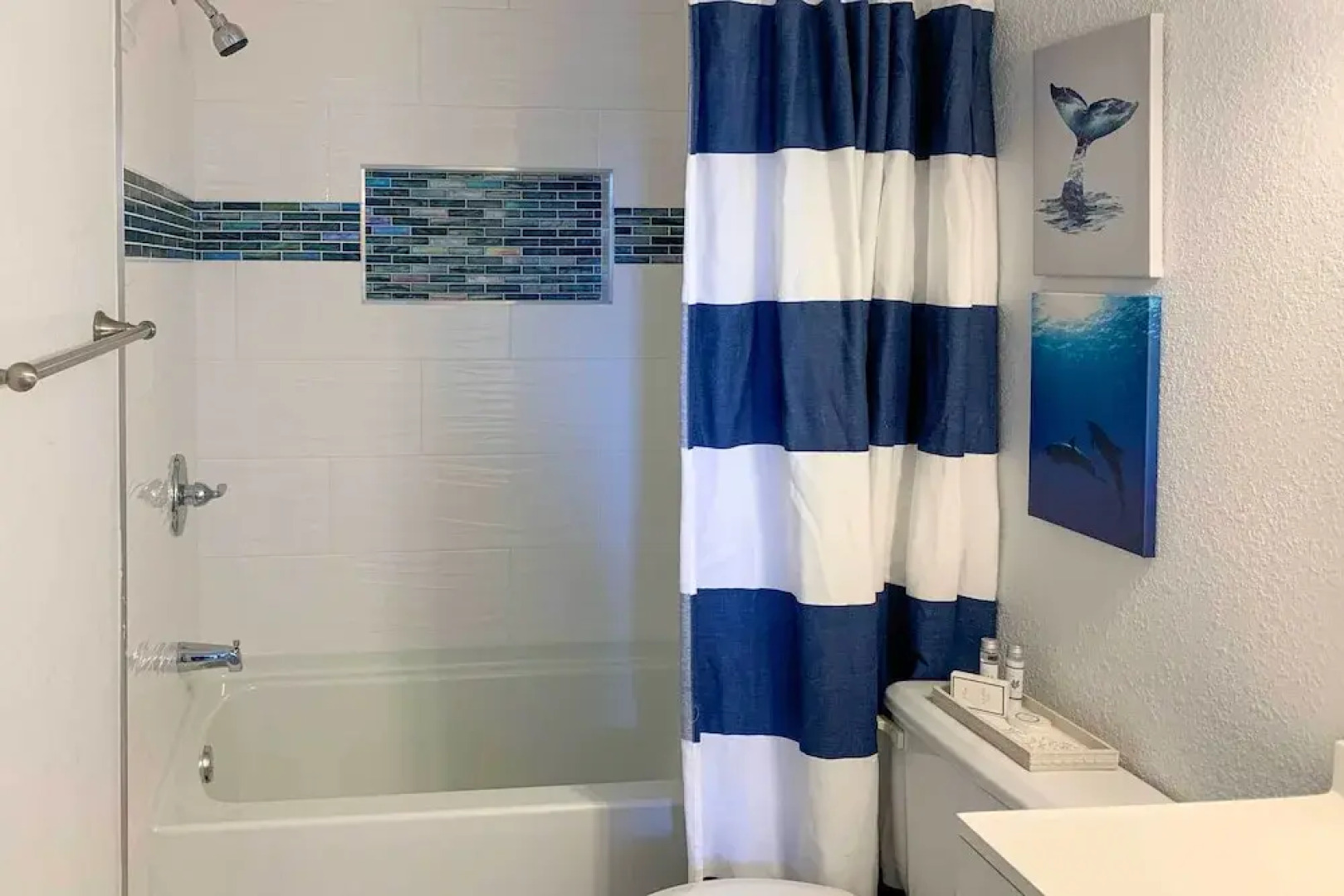 Kitty Hawk Coastal Escape w/ Updated Interior!