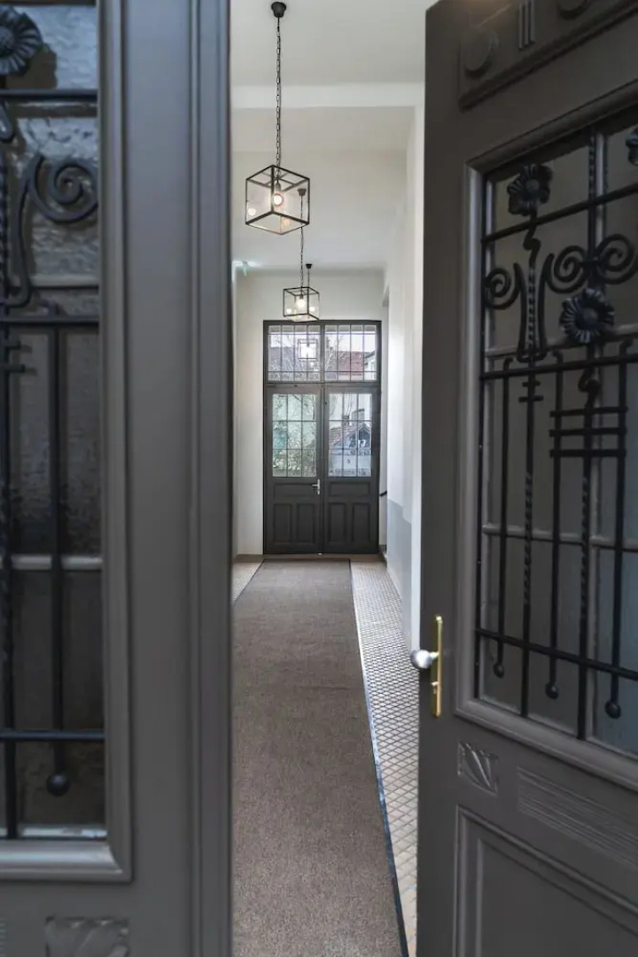 twenty five - work & life