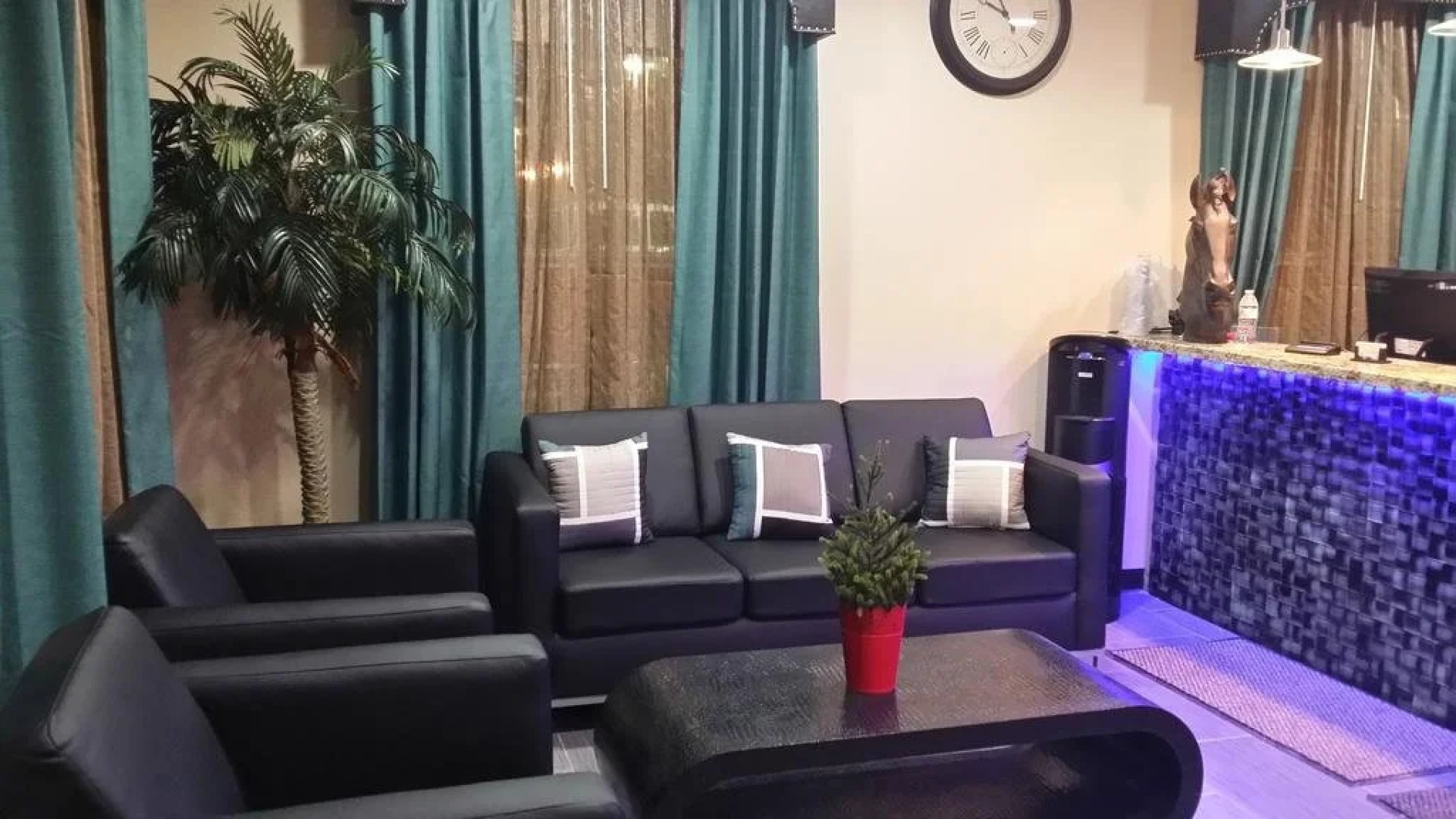 Texan Inn and Suites Tilden