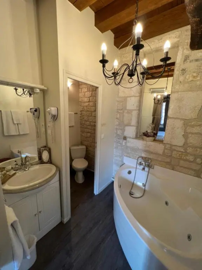 Maison d'Alienor - Gîtes