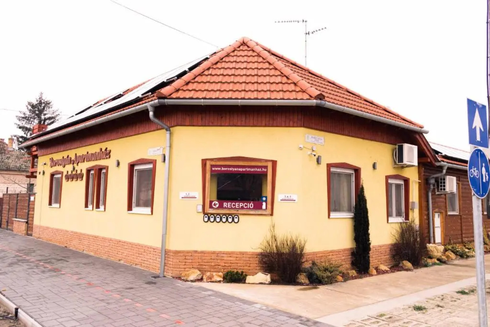 Borostyán Apartmanház