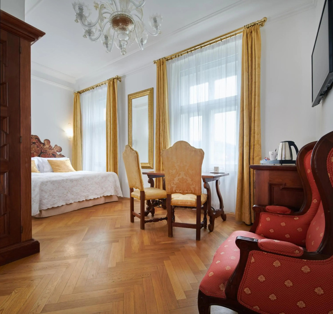 Charles Bridge Palace