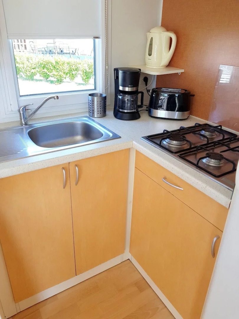 Bungalow With 2 Bedrooms in Tréflez, With Wonderful sea View and Furni