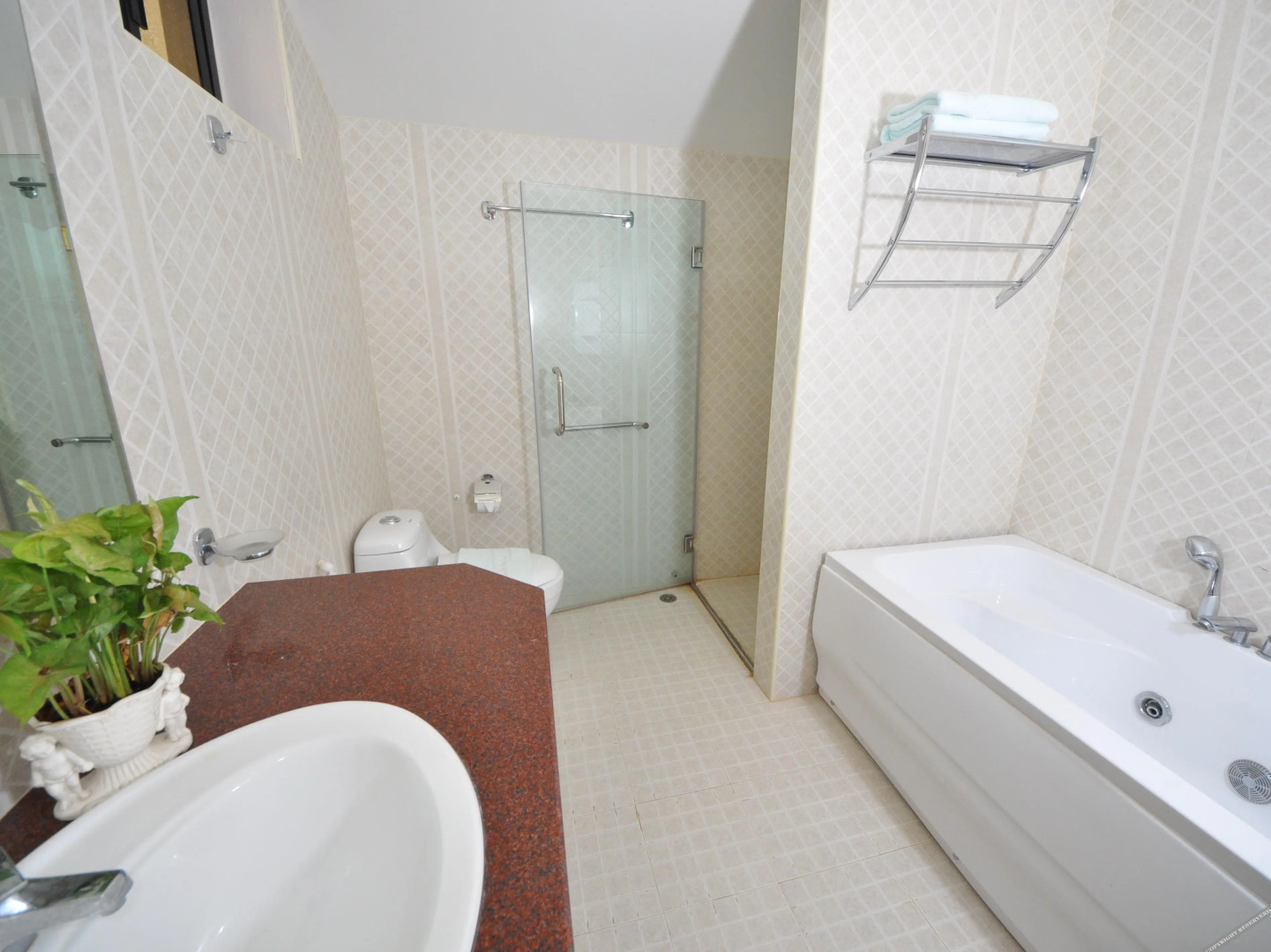 Maeklong Marina Resort