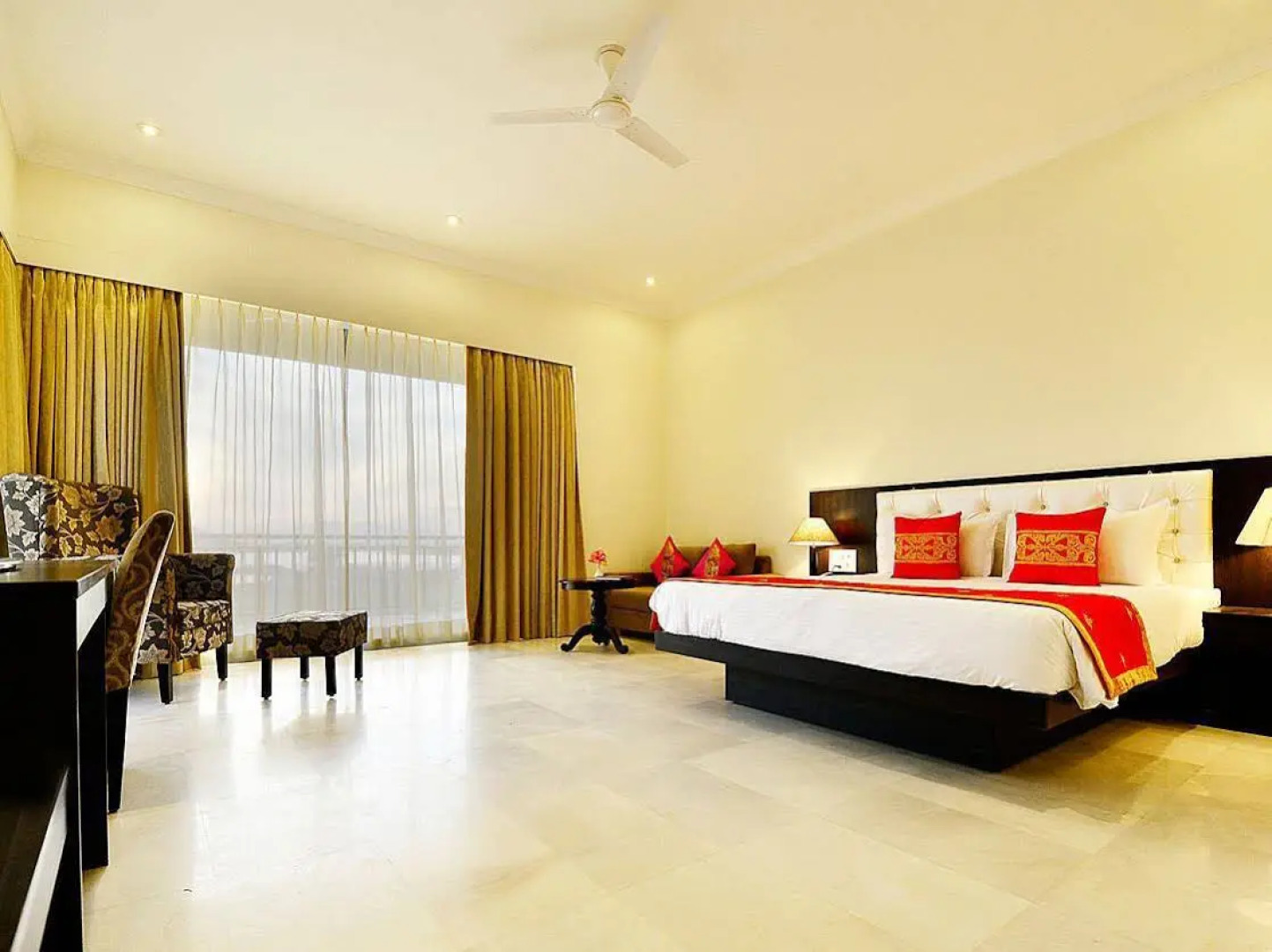 Tat Saraasa Resort & Spa