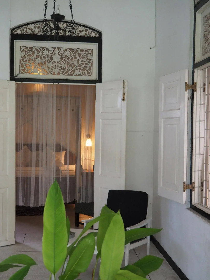 Royce Boutique Hotel