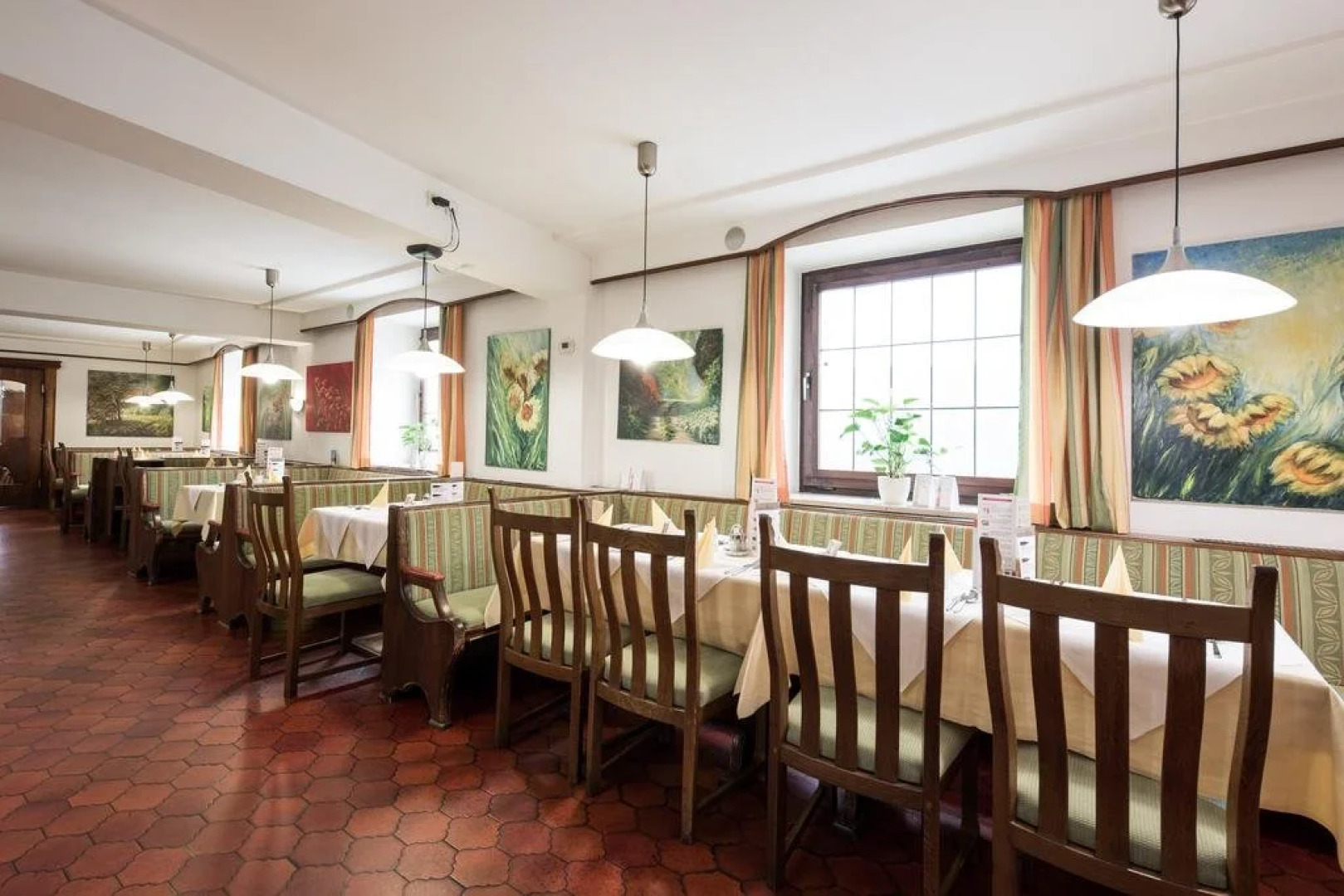 Gasthof Kreuzmayr (Gasthof zum Goldenen Kreuz)