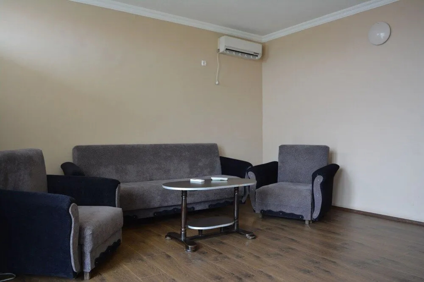 Hotel In The Middle of City