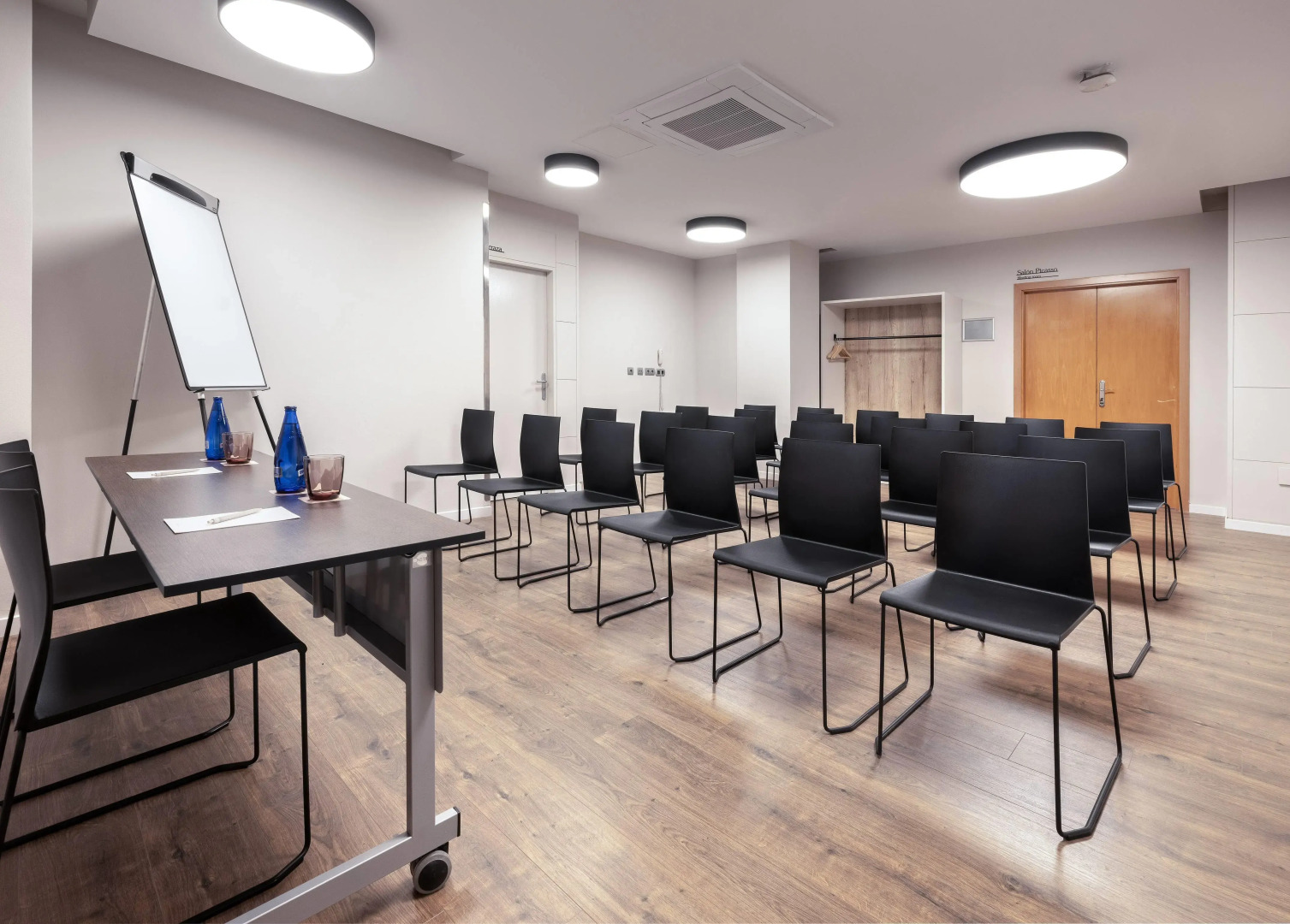 Отель Malaga Alameda Centro Affiliated by Meliá