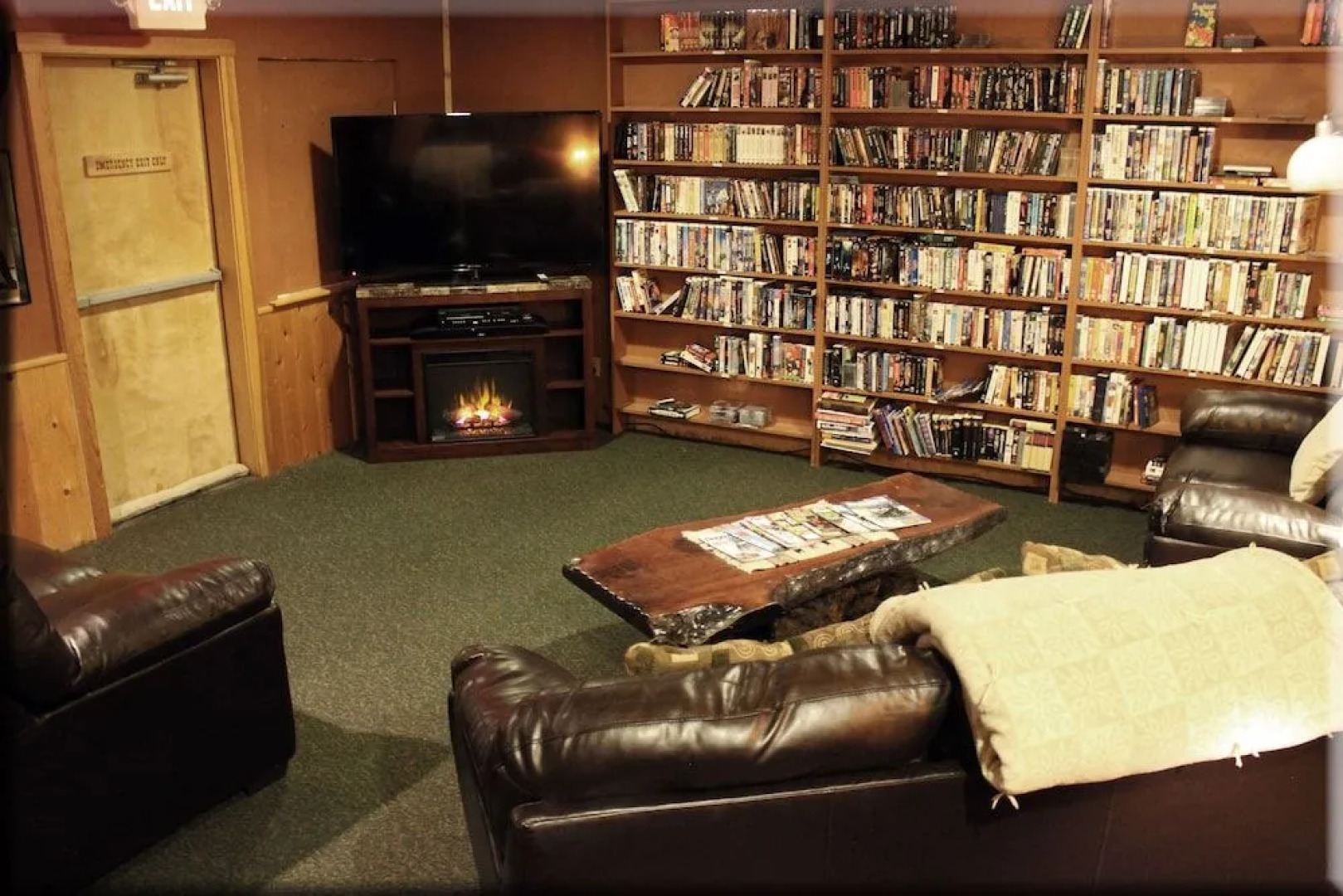 Old Corral Hotel & Steakhouse