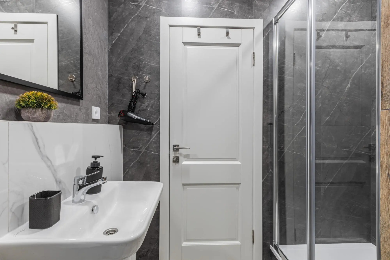 Лебедев Лофт на бульваре Космонавта Сереброва