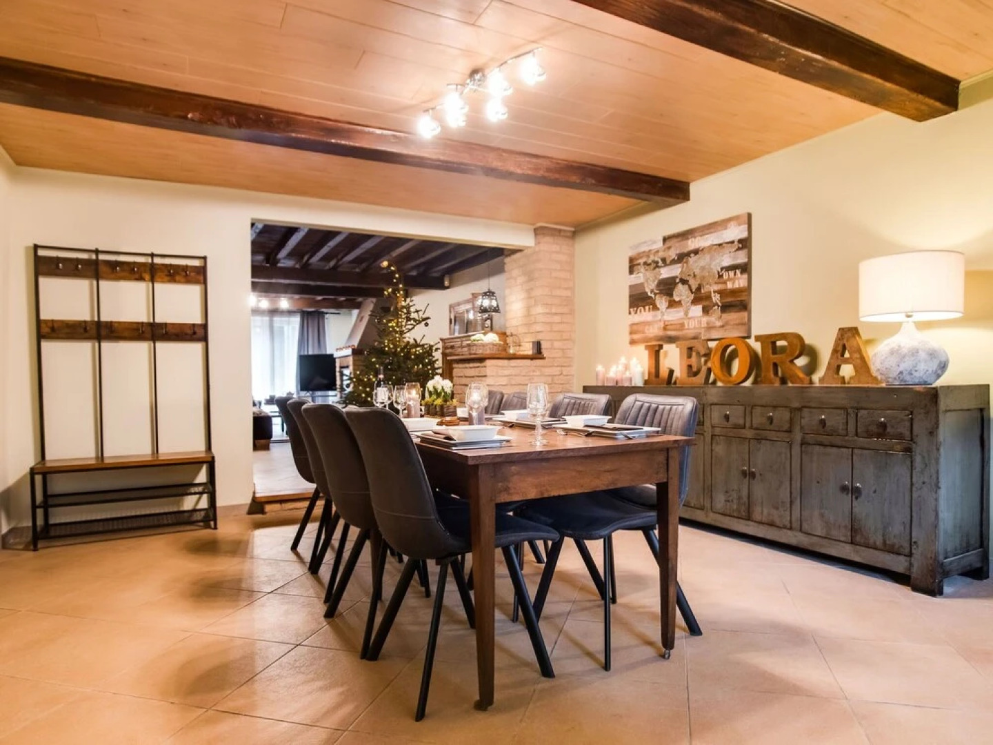 Cosy Holiday Home in Vresse-sur-Semois with Terrace