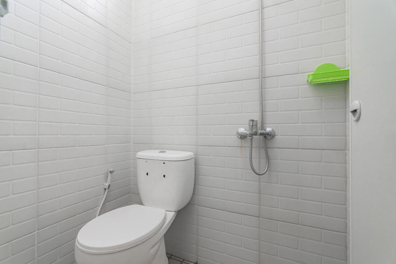 RedDoorz near Happy Farm Ciwidey