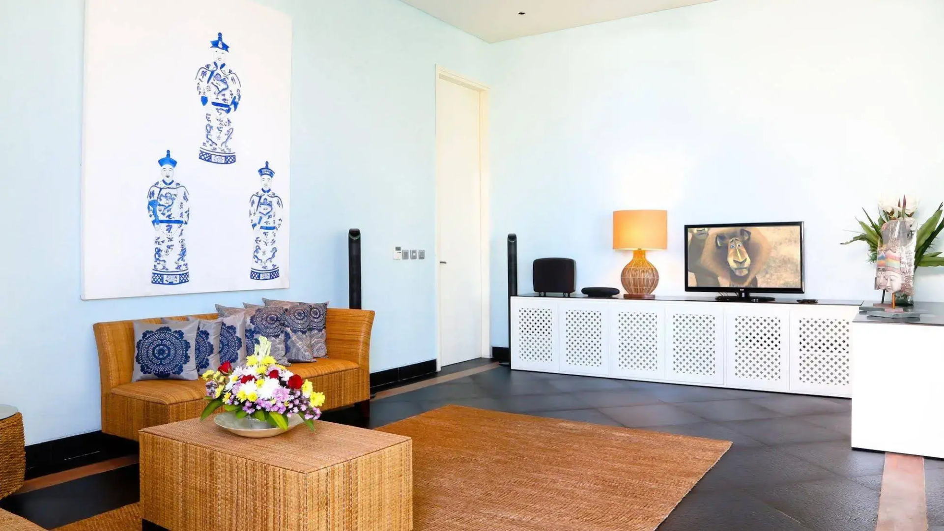 Villa Six Karang Kembar