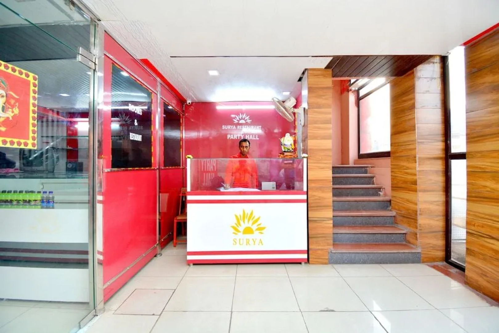 Oyo 42945 Surya Hotel