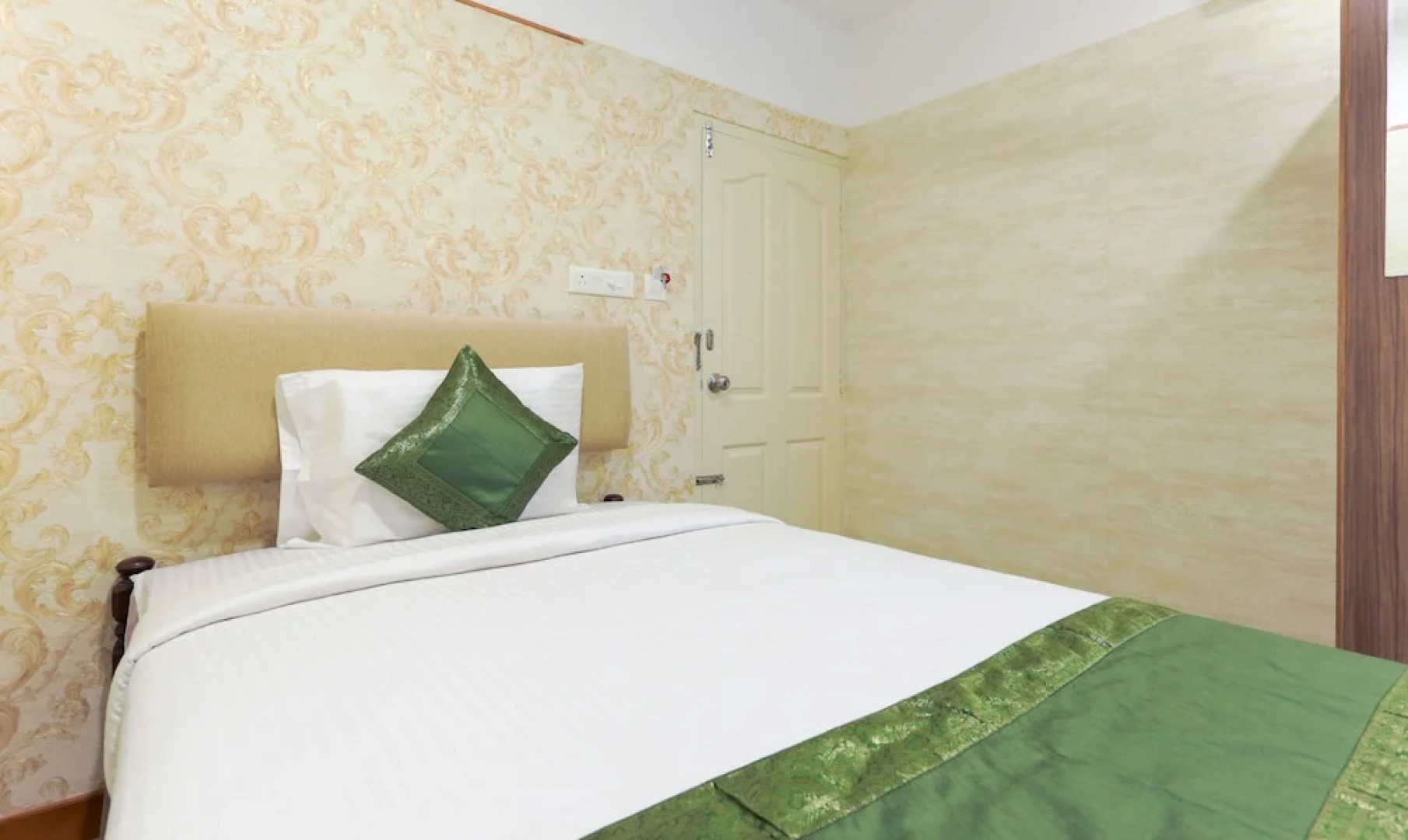 Treebo Trend Heaven Gardens