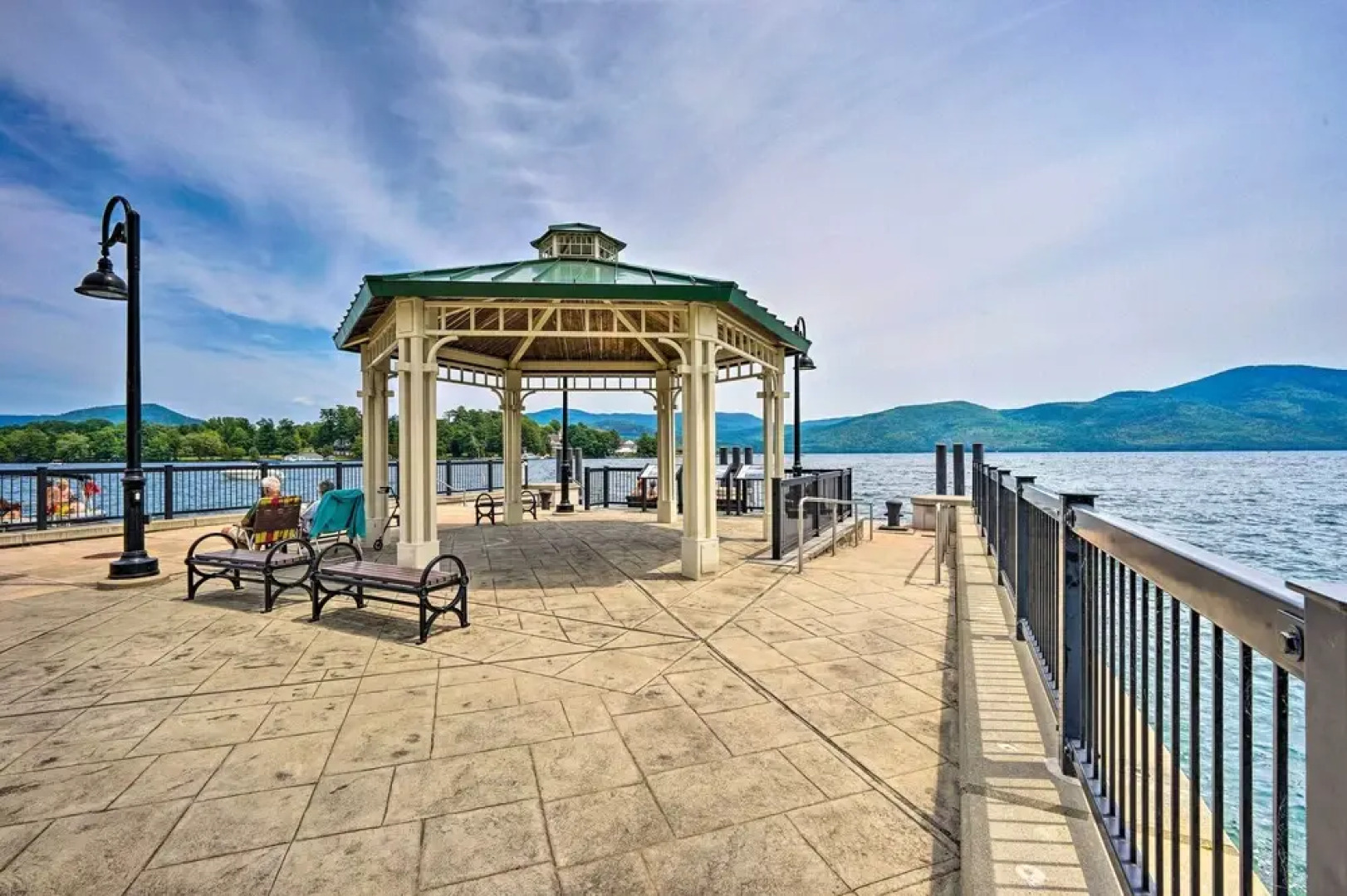 Updated Bolton Home w/ Fire Pit!