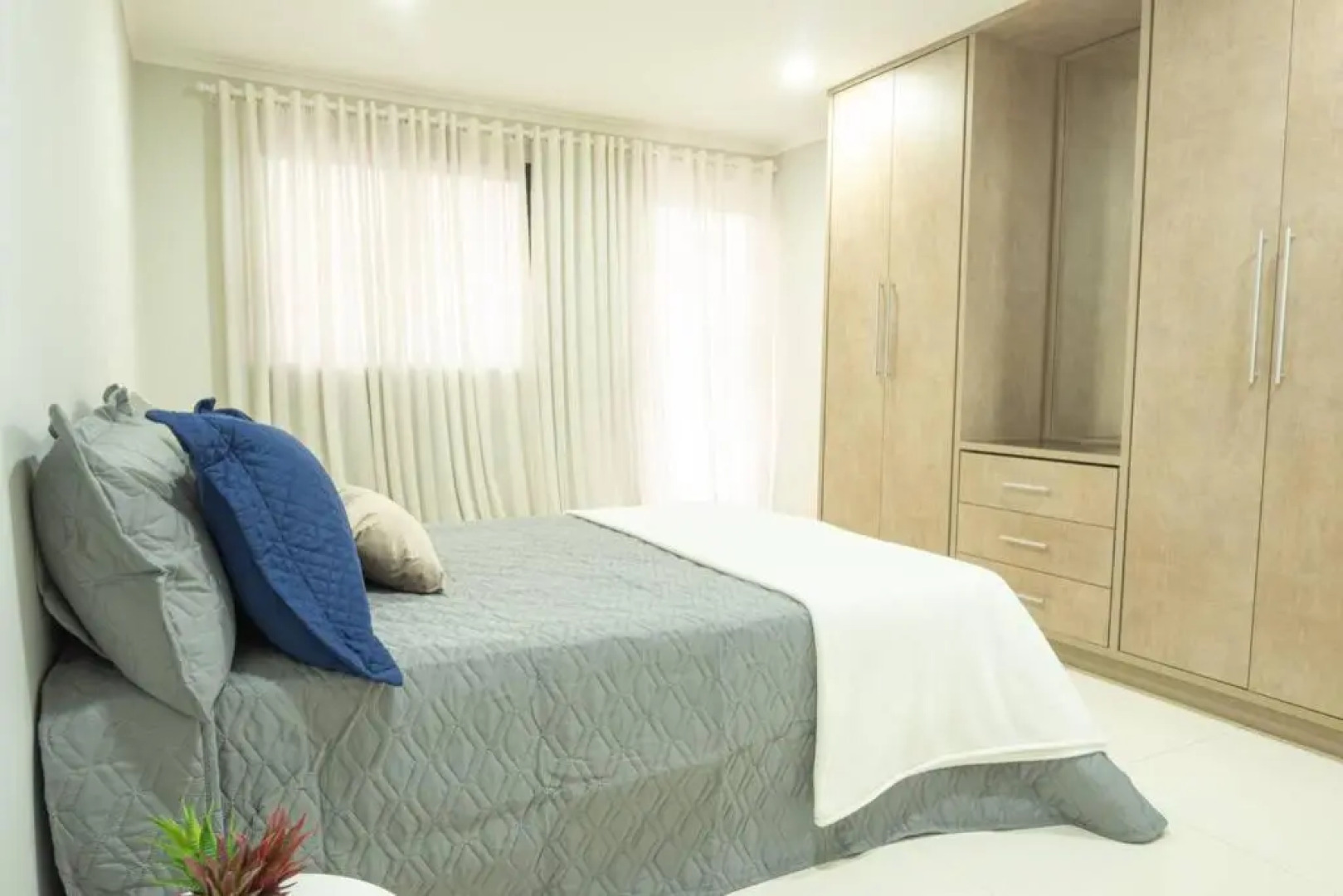 Apartamento cómodo y bien localizado en CDE