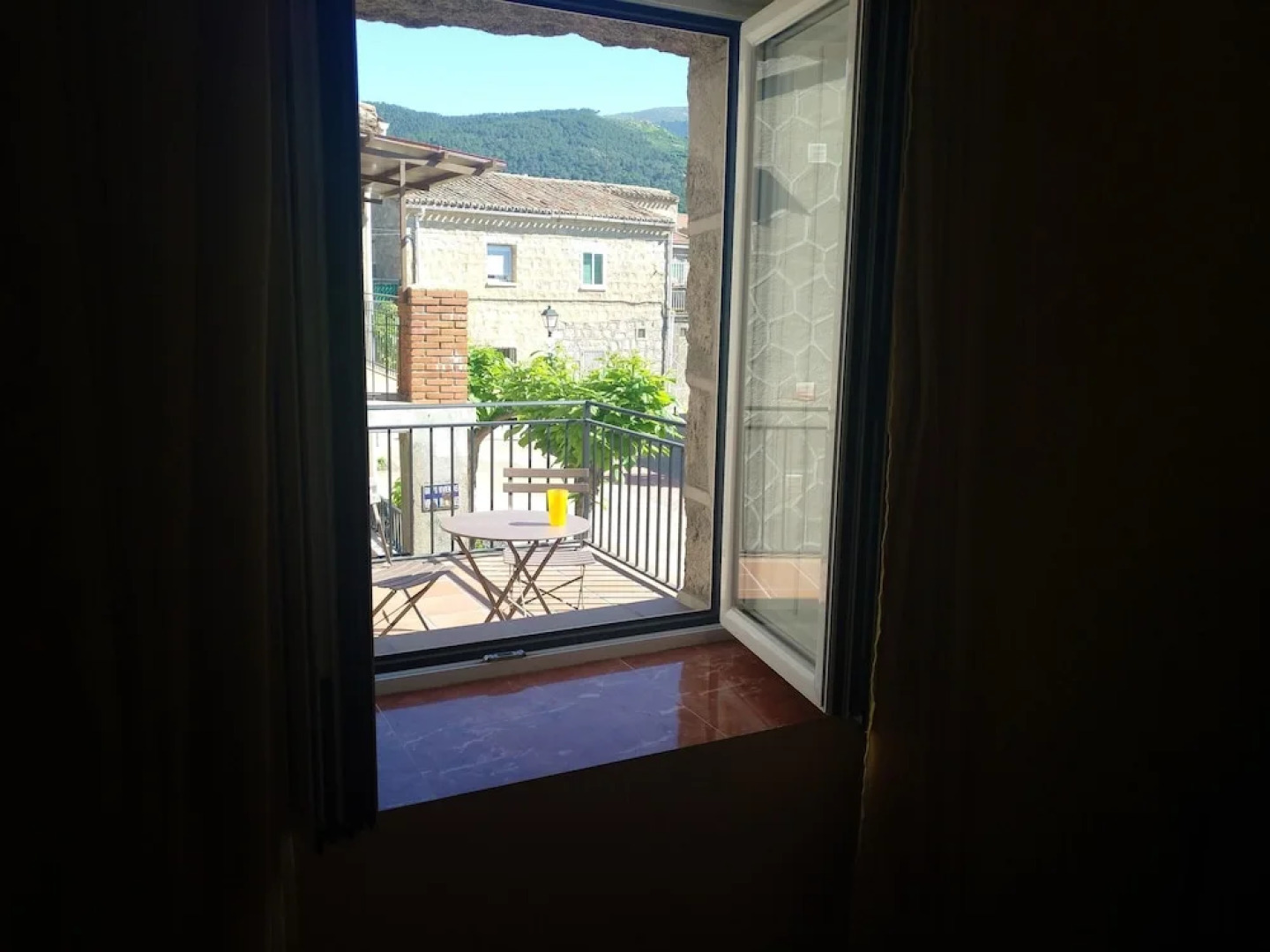 Apartment With 2 Bedrooms in Sotillo de la Adrada, With Wonderful Mountain View and Terrace